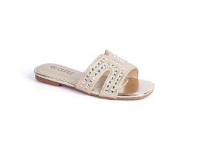 Girls' flats with an attractive shine