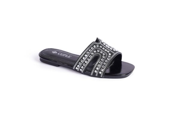 Girls' flats with an attractive shine - Image 2