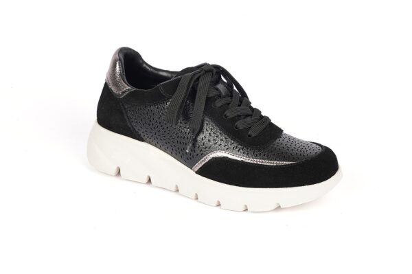 Modern Practical Sneaker - Image 2