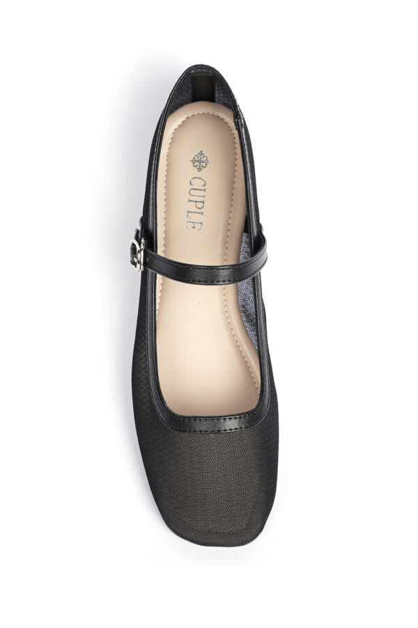 Flats with a simple and elegant design - Image 4