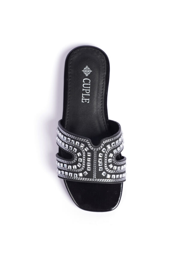 Girls' flats with an attractive shine - Image 4