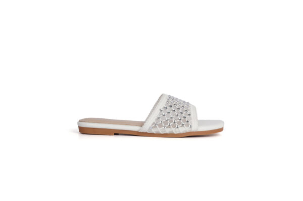 Girls' flats with an attractive shine - Image 6