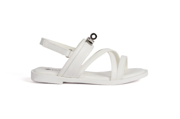 Girls' heeled shoes with a modern shine - Image 3
