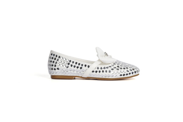 Girls' flats with an attractive shine - Image 5