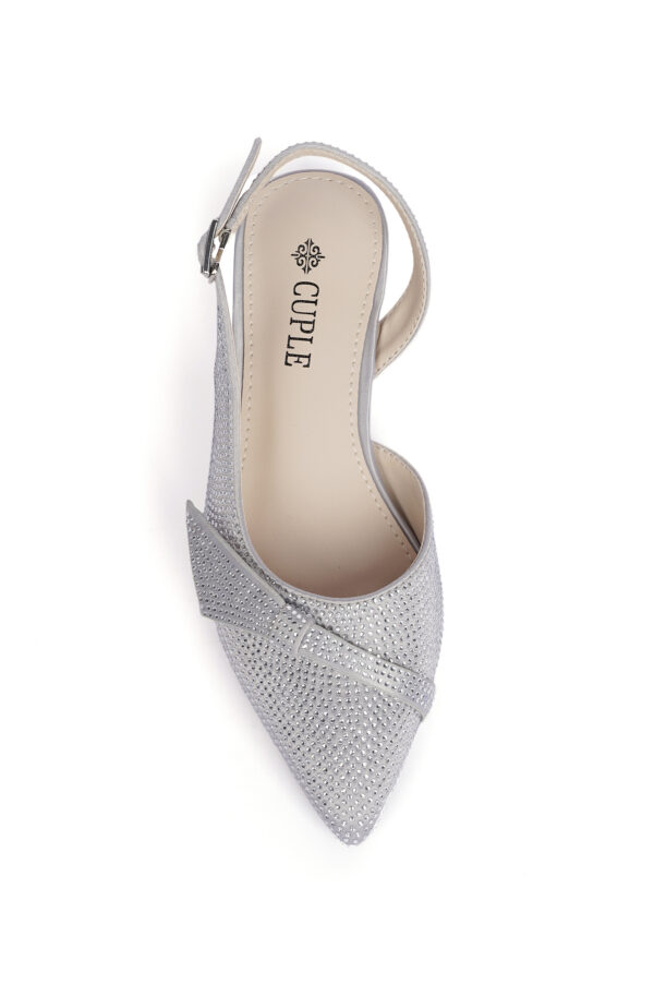 Girls' flats with an attractive shine - Image 6
