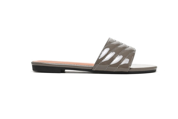 Elegant White Slide Flats with Quilted Pattern - Image 14